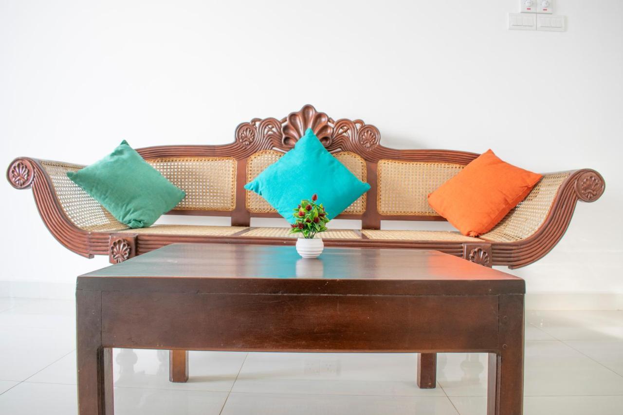 Lavinia Escapes Hotel Dehiwala-Mount Lavinia Exterior photo