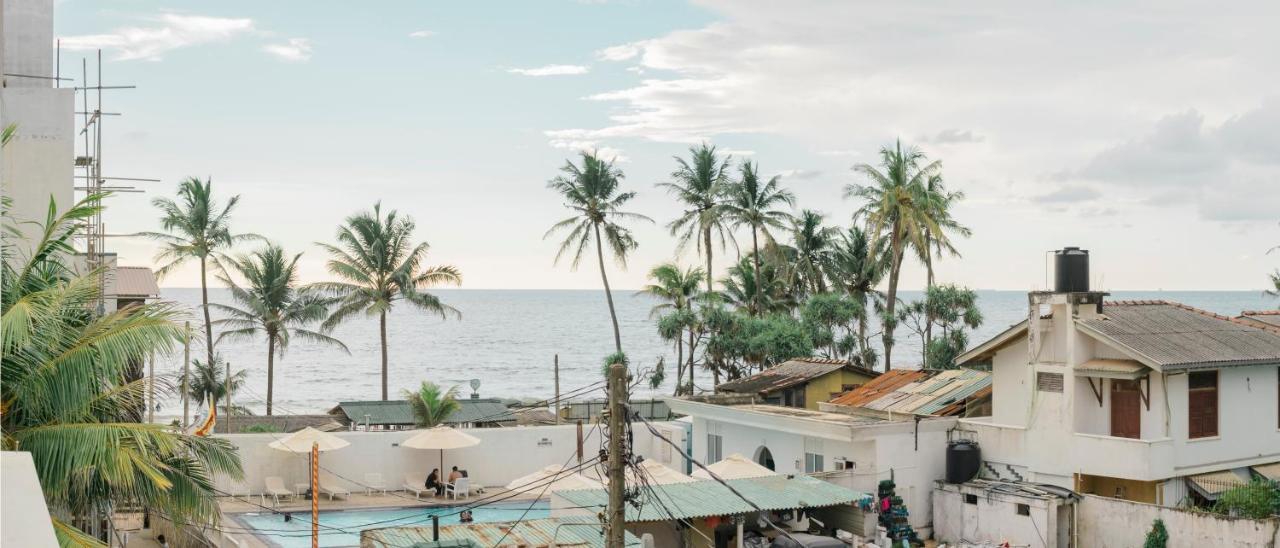 Lavinia Escapes Hotel Dehiwala-Mount Lavinia Exterior photo